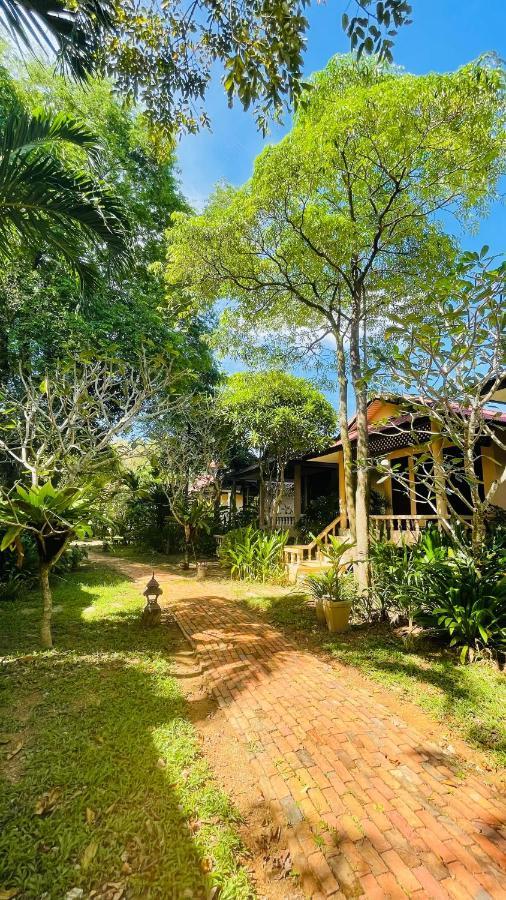 Clean Beach Resort Ko Lanta Buitenkant foto