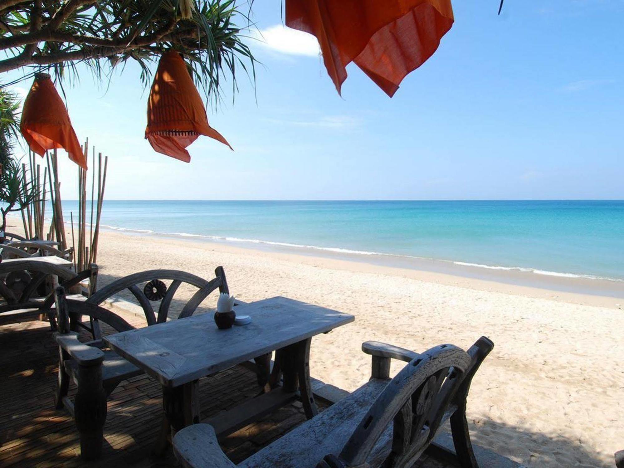 Clean Beach Resort Ko Lanta Buitenkant foto